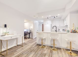 4090 Living Arts Dr #904, Mississauga, ON