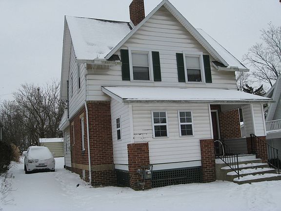 2nd image of 320 Seminole Rd