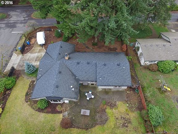 2nd image of 3603 NE 98th Ave