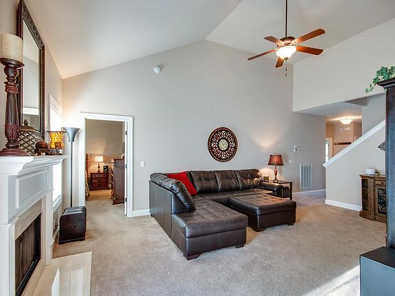 3rd image of 4505 Carly Ct