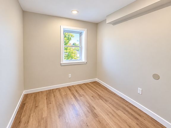 4th image of 64 S Harrison St #10
