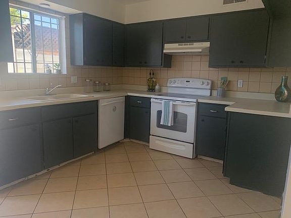 4th image of 2626 W Campbell Ave