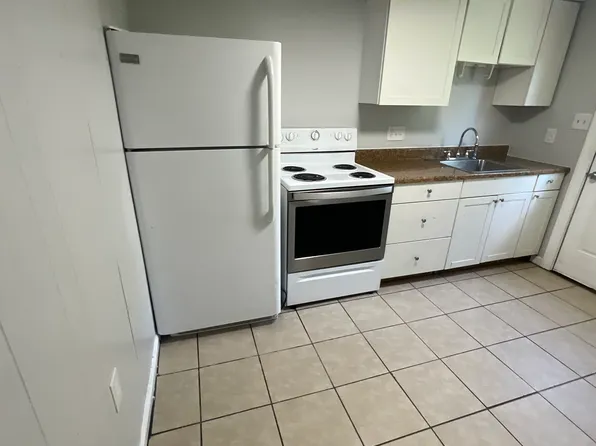 1117 Franklin St APT 1, Winchester, VA 22601