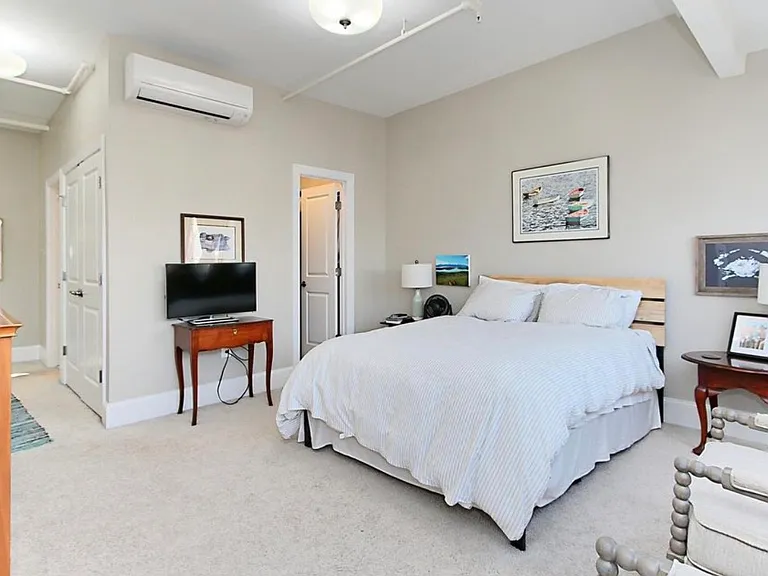 1008 Pendleton St #2B — Photo 11