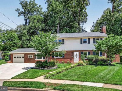 2640 Frey Ct, Falls Church, VA, 22046
