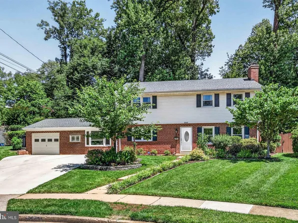 2640 Frey Ct, Falls Church, VA 22046