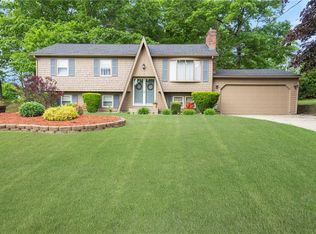 60 Mohawk Trl, West Greenwich, RI 02817