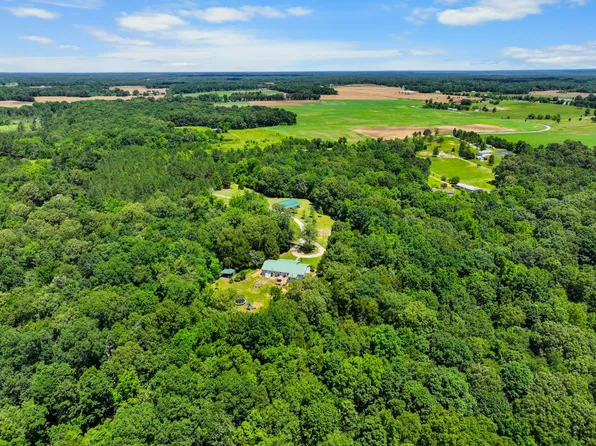 414 McGhee Branch Rd, Buchanan, TN 38222