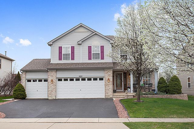 1st image of 1002 Butterfield Cir W