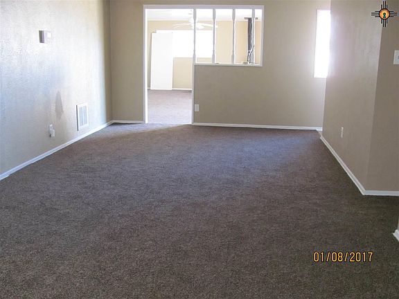3rd image of 1922 N Gila Dr