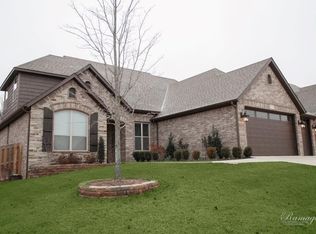 2513 Horizon Blvd, Rogers, AR 72758