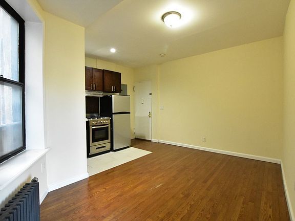 3rd image of 429 Lenox Ave #12BB