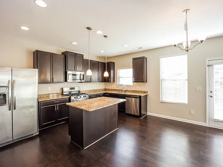 5259 Cantbury Way — Photo 8