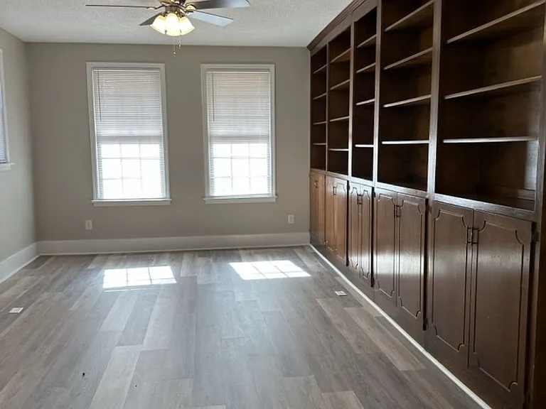 1698 Johns Rd — Photo 5