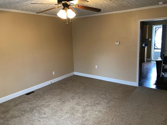 3rd image of 219 Brown St