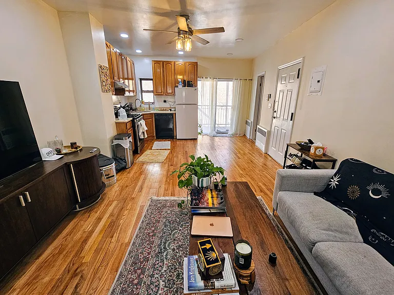 203 Court St #3 — Photo 5