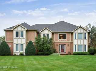 400 Inverdale Dr, Barrington, IL 60010