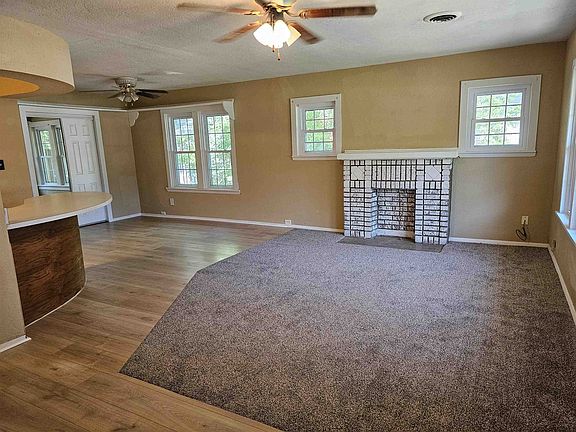 5th image of 1008 W Spruce Ave