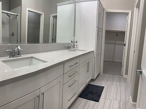 4th image of 163 Agustin Narvaez St #2