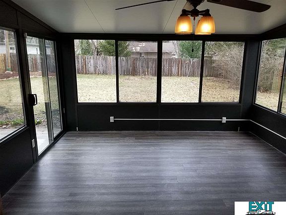 5th image of 642 Eastborough Ln