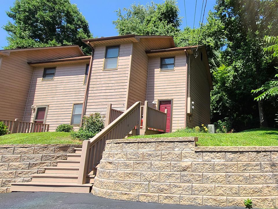1st image of 214 Windridge Colo #214