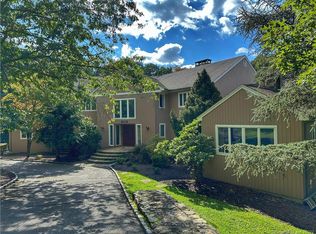 51-11 O'Clock Rd, Weston, CT 06883