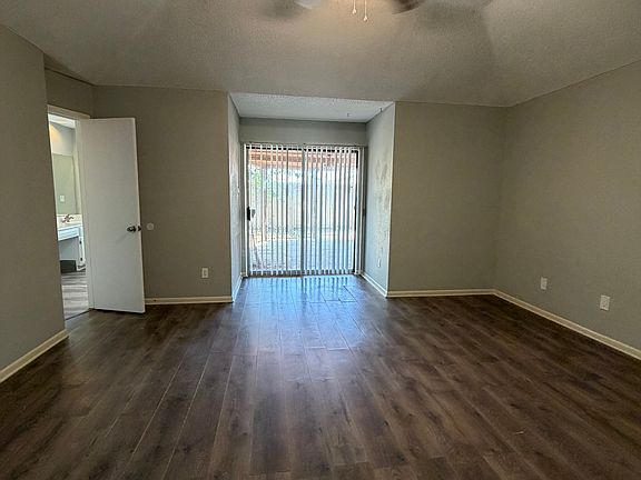 5th image of 13427 Sable Ln