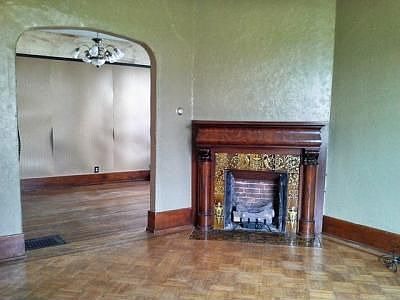 4th image of 503 W Findlay St
