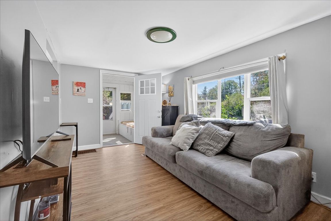 next background image