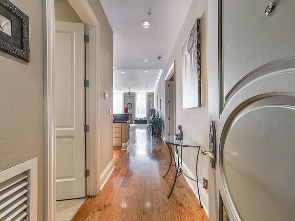 4th image of 2207 Post Office St APT 205
