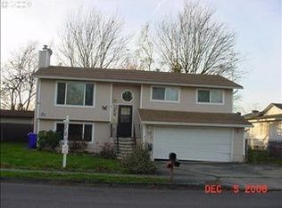 1310 NE 23rd St, Gresham, OR 97030