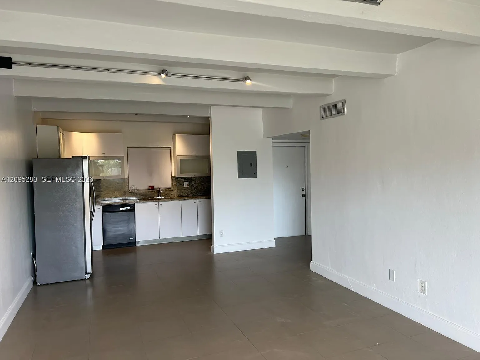 7410 SW 82nd St — Photo 2