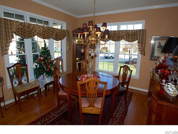 3rd image of 4116 Coles Point Way