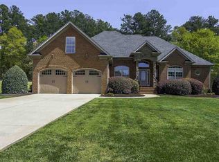 118 Coal Creek Dr, Boiling Springs, SC 29316