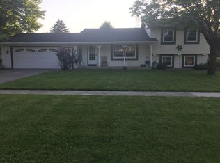 311 Fern Dr, Rosendale, WI 54974