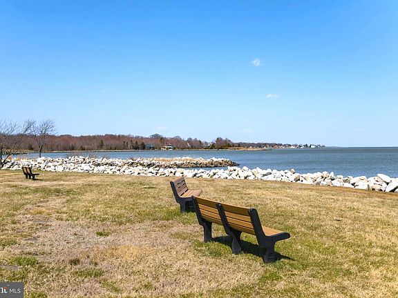 5th image of 1526 Bay Dr