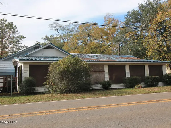 133 Mill St, Lucedale, MS 39452