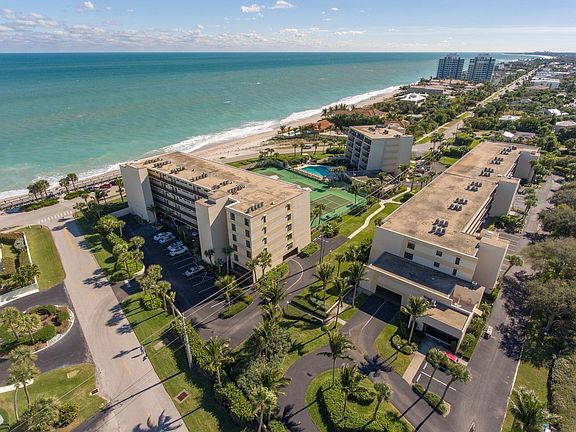 5th image of 3939 Ocean Dr APT 312C