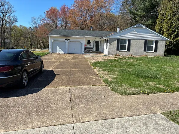 1100 Linda Rd, Wilmington, DE 19810