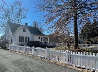 402 N West St, Falls Church, VA 22046