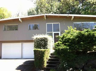 8600 25th Ave NE, Seattle, WA 98115