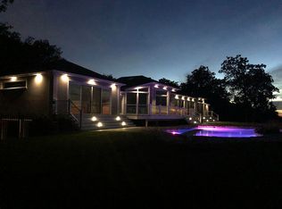 33 Seaside Dr, Port Jefferson, NY 11777