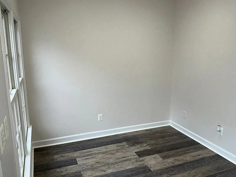 332 Casey Ln — Photo 6