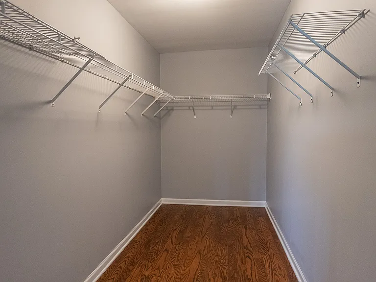 155 Springbrook Trl S — Photo 16