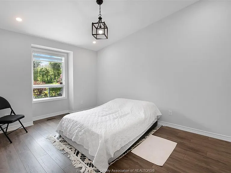 19 Malibu Dr — Photo 23