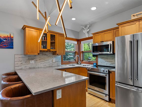3rd image of 2715 Fairways Dr #16