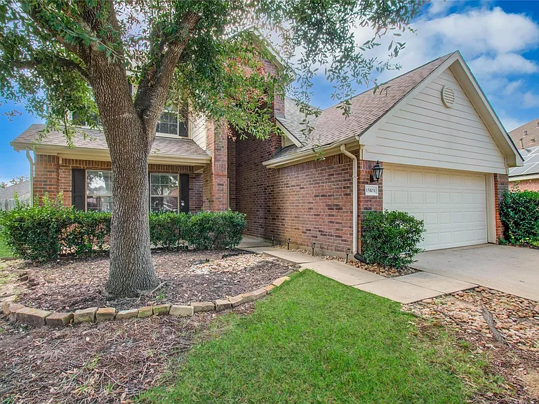 15103 Petal Rose Ct — Photo 2