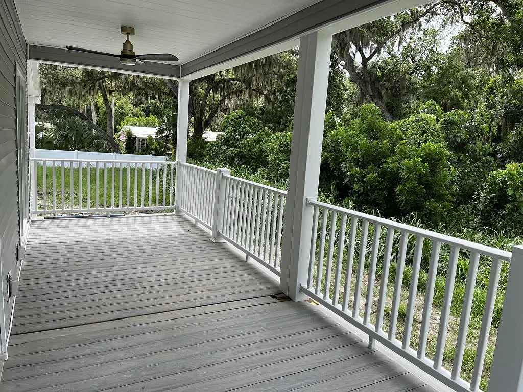 3 bed, 2.0 bath, 1564 sqft, $1,599 — Photo 2