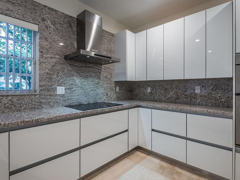 1st image of 4526 NW 93rd Doral Ct