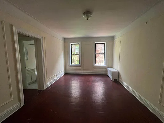 Rented by Queens Apartments Realty LLC | media 1